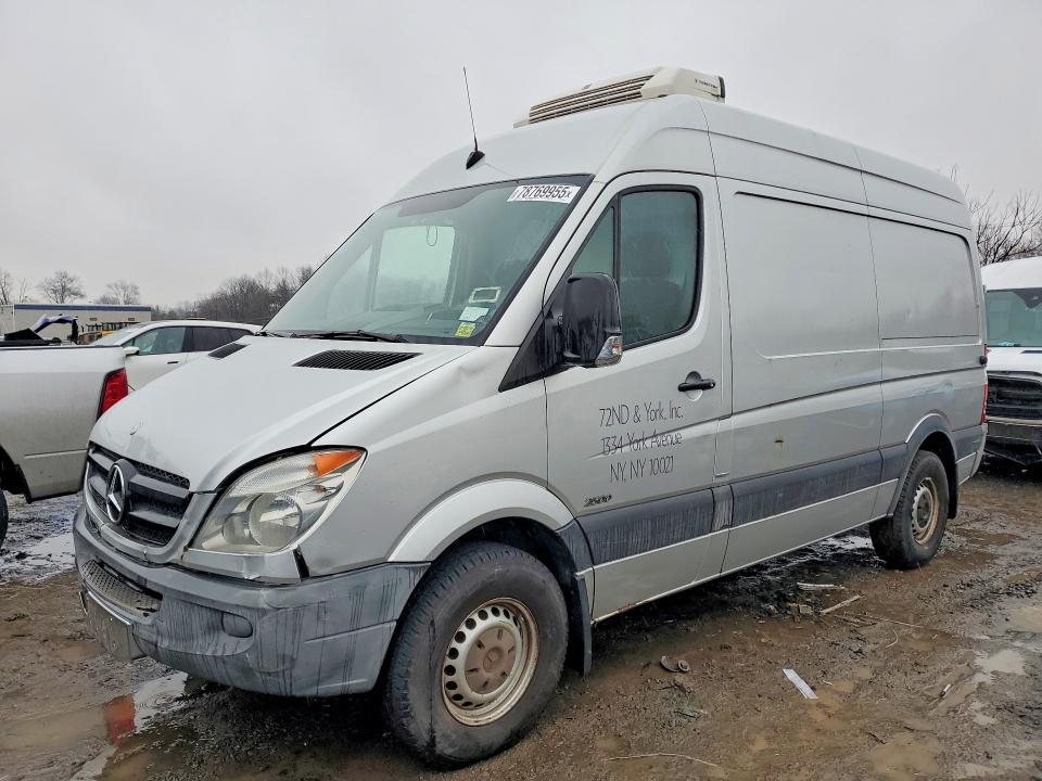 78769955 :رقم المزاد ، WD3PE7CC8A5497201 vin ، 2010 Mercedes-benz Sprinter مزاد بيع