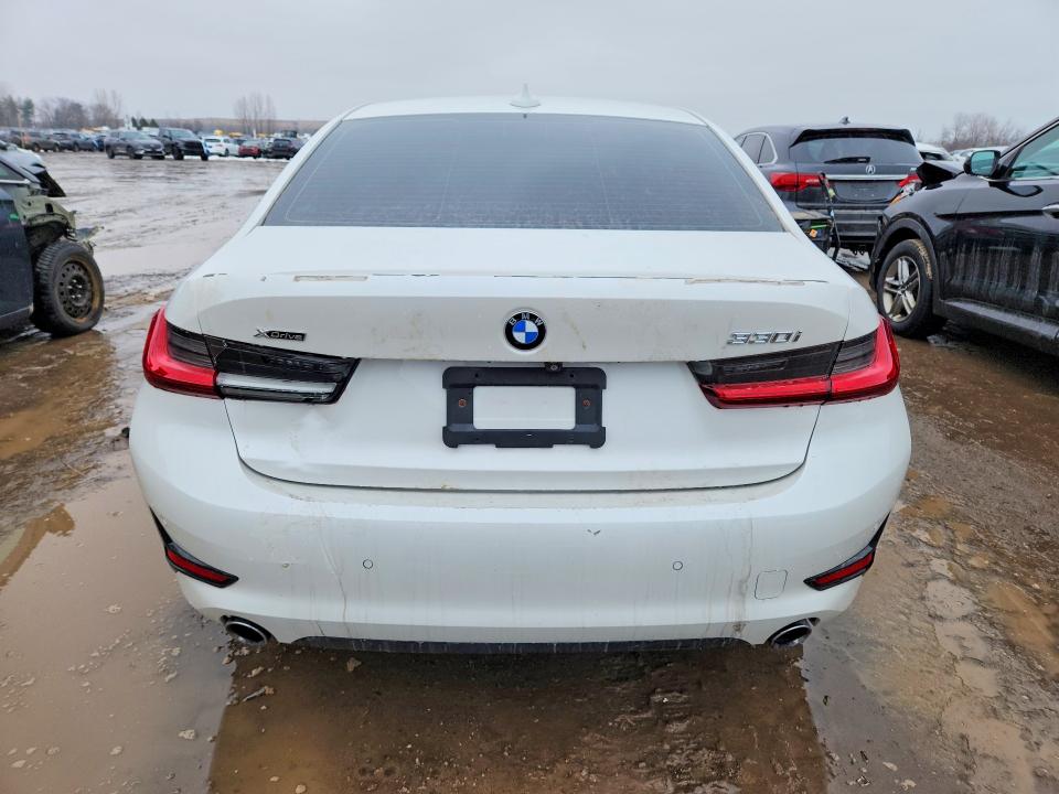 46043636 :رقم المزاد ، 3MW5R7J05M8C06958 vin ، 2021 Bmw 330 مزاد بيع