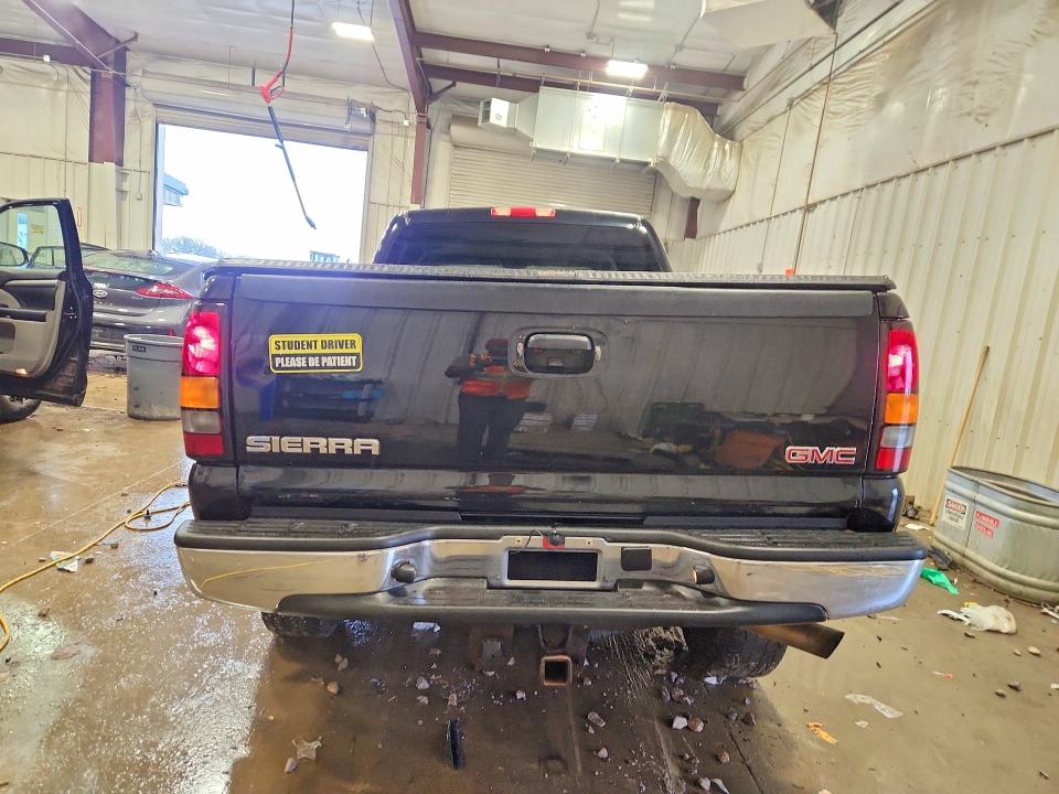 Продаж на аукціоні авто 2005 Gmc Sierra, vin: 1GTHK23U55F971782, номер лоту: 41910386