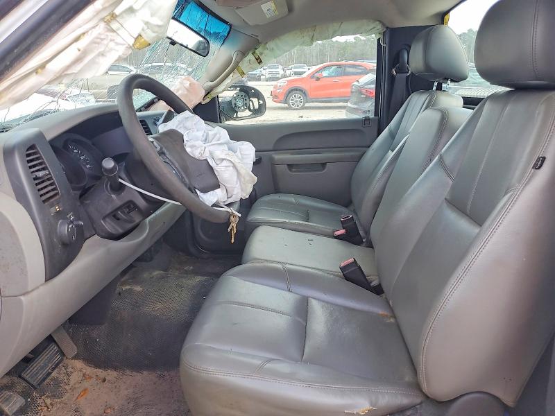 41584686 :رقم المزاد ، 1GCPCPEXXAZ264229 vin ، 2010 Chevrolet Silverado مزاد بيع