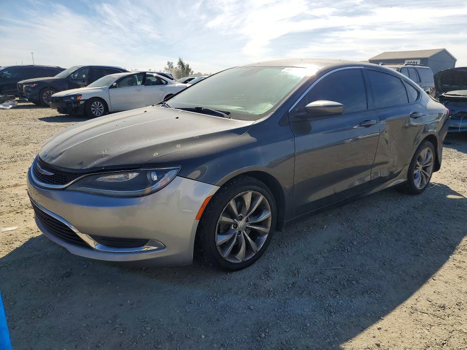 46016476 :رقم المزاد ، 1C3CCCBB2FN621969 vin ، 2015 Chrysler 200 مزاد بيع