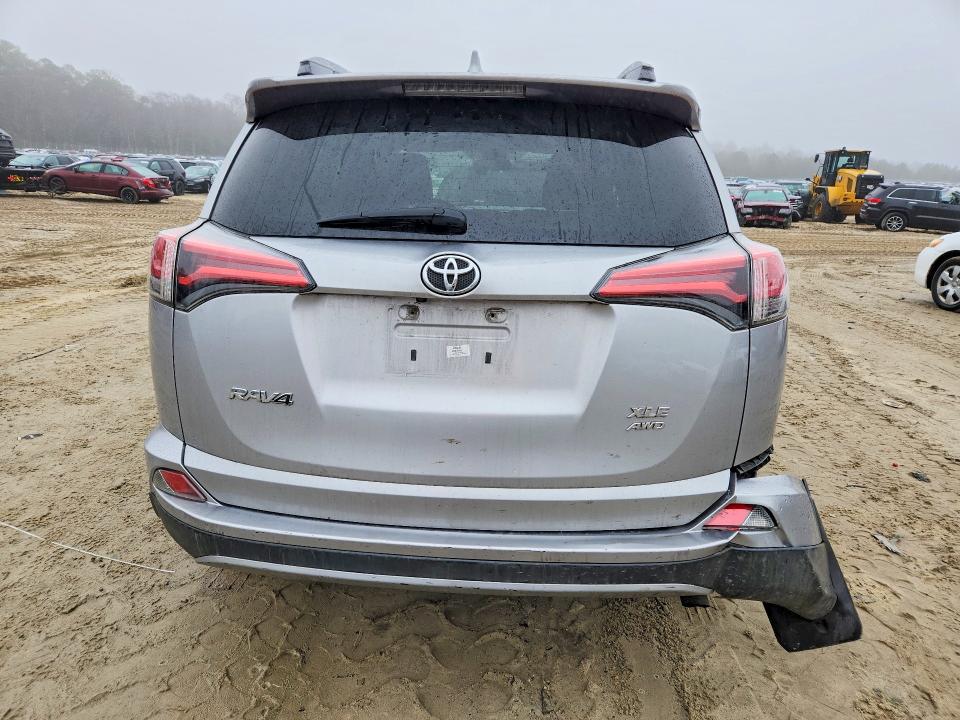 2017 Toyota Rav4 მანქანა იყიდება აუქციონზე, vin: 2T3RFREV9HW607827, აუქციონის ნომერი: 79031795