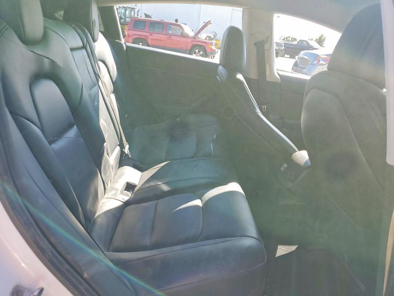 47810676 :رقم المزاد ، 5YJ3E1EA6MF078652 vin ، 2021 Tesla Model 3 مزاد بيع