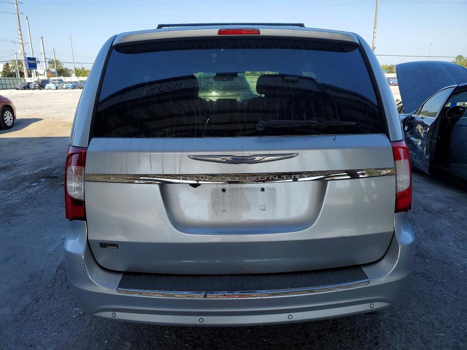 47545676 :رقم المزاد ، 2C4RC1CG9CR150888 vin ، 2012 Chrysler Town & Country مزاد بيع