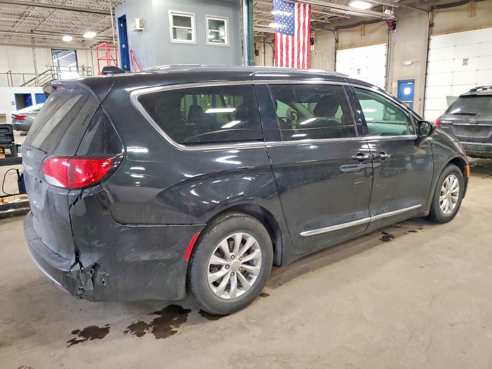 Продажа на аукционе авто 2018 Chrysler Pacifica, vin: 2C4RC1BG2JR234811, номер лота: 79966895