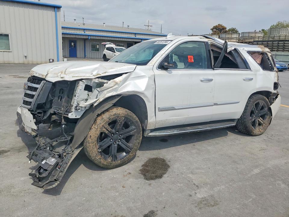 48261286 :رقم المزاد ، 1GYS3AKJXHR145642 vin ، 2017 Cadillac Escalade مزاد بيع