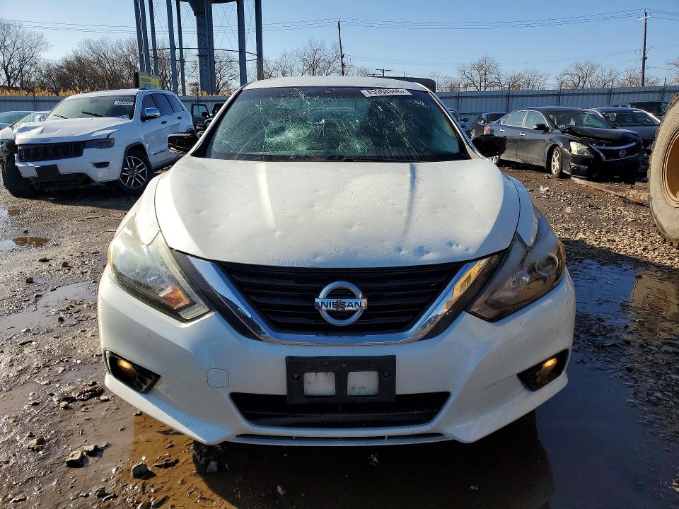 45968946 :رقم المزاد ، 1N4AL3AP5HC133443 vin ، 2017 Nissan Altima مزاد بيع