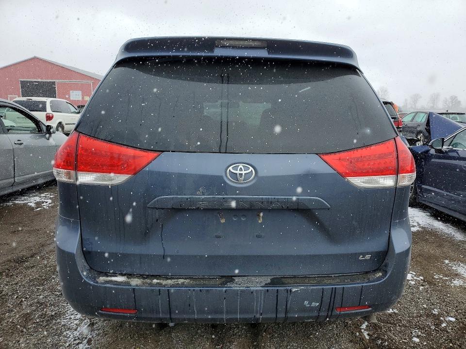 Продажа на аукционе авто 2014 Toyota Sienna, vin: 5TDKK3DC5ES503536, номер лота: 46190786