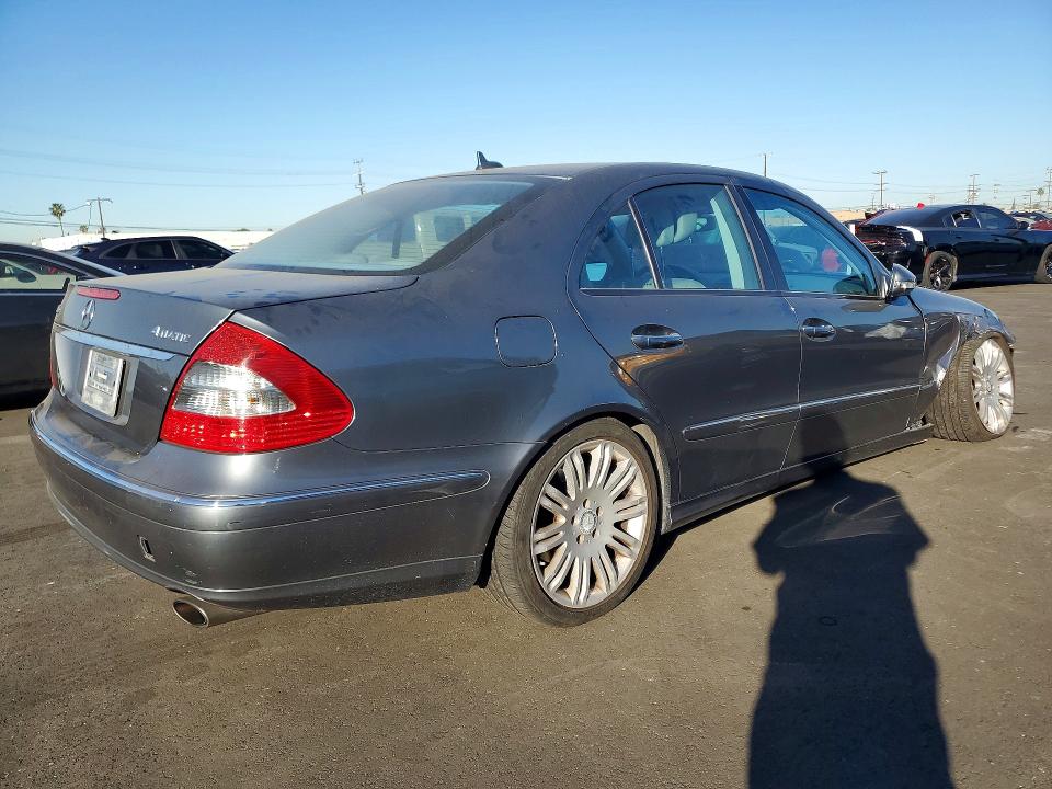 Продажа на аукционе авто 2008 Mercedes-benz E, vin: WDBUF87X58B239138, номер лота: 46463636