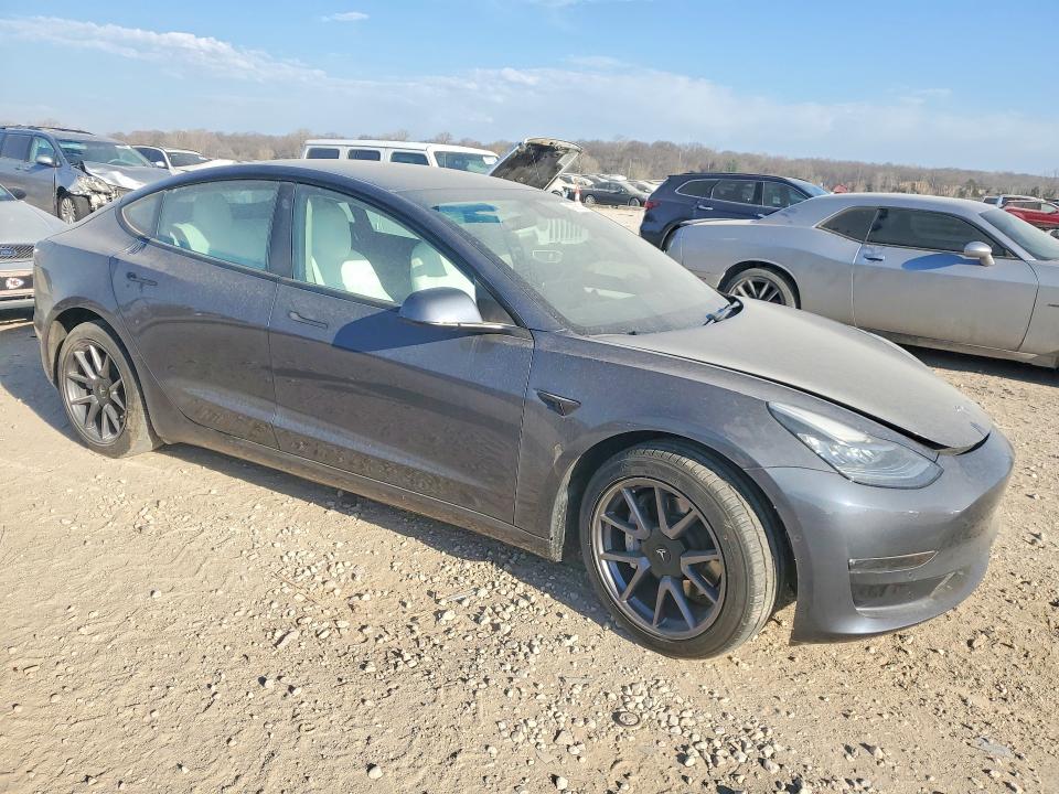 2022 Tesla Model 3 მანქანა იყიდება აუქციონზე, vin: 5YJ3E1EB5NF259042, აუქციონის ნომერი: 47369126