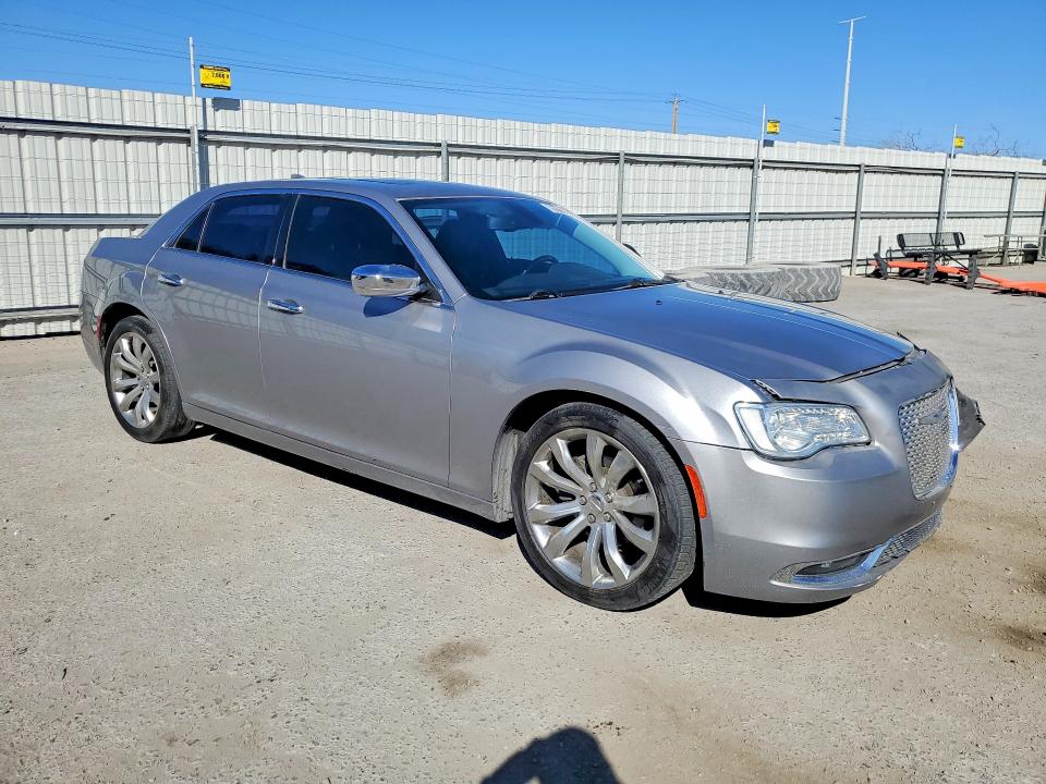 Продаж на аукціоні авто 2017 Chrysler 300c, vin: 2C3CCAEGXHH668898, номер лоту: 45813016