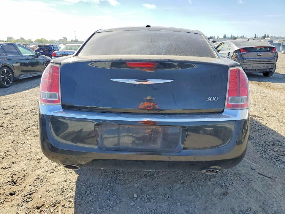 Auction sale of the 2014 Chrysler 300, vin: 2C3CCAAGXEH121664, lot number: 46302416