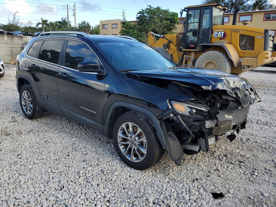 50689016 :رقم المزاد ، 1C4PJLLB2KD110716 vin ، 2019 Jeep Cherokee مزاد بيع