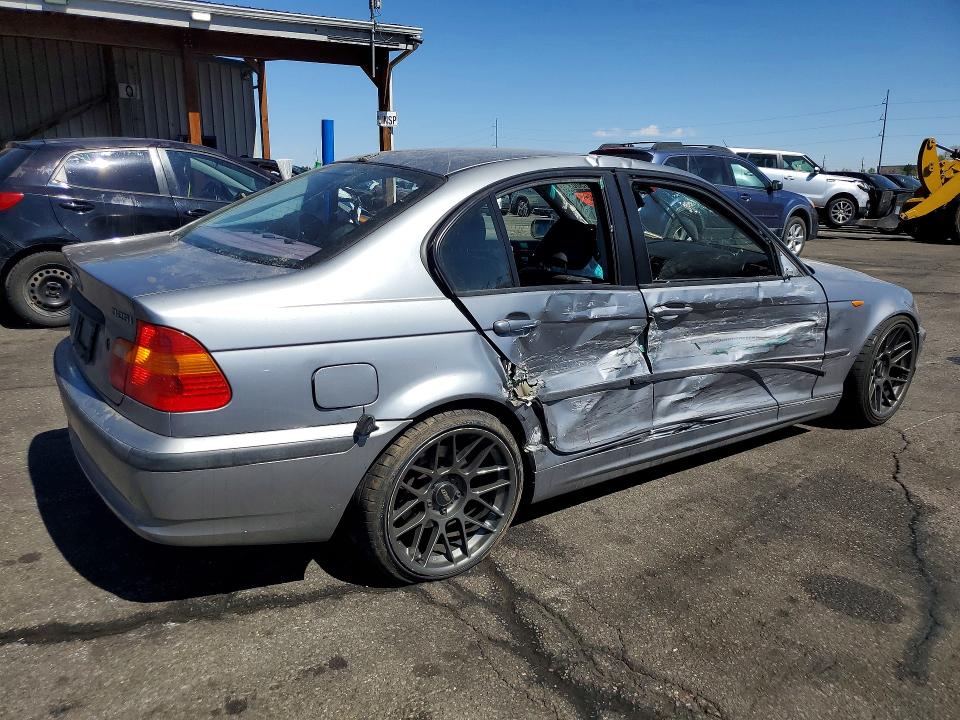 2005 Bmw 325 მანქანა იყიდება აუქციონზე, vin: WBAEV33495KL64966, აუქციონის ნომერი: 47660506