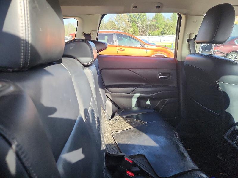 Продаж на аукціоні авто 2020 Mitsubishi Outlander, vin: JA4AD3A31LZ040472, номер лоту: 46176696