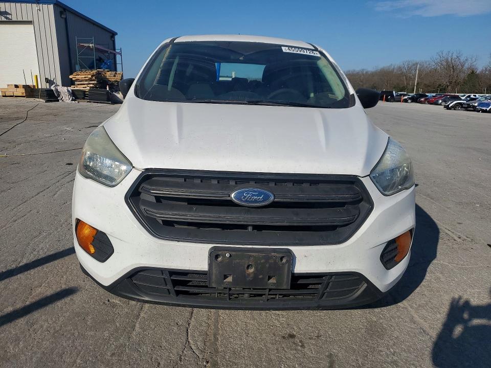 45599726 :رقم المزاد ، 1FMCU0F72HUA61341 vin ، 2017 Ford Escape مزاد بيع