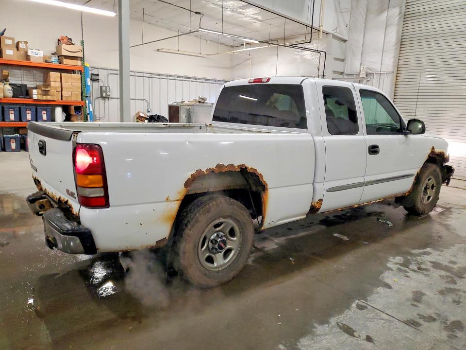 78489585 :رقم المزاد ، 2GTEC19V831287551 vin ، 2003 Gmc New Sierra مزاد بيع