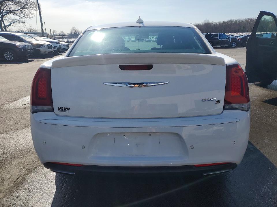 Aukcja sprzedaży 2018 Chrysler 300, vin: 2C3CCABG1JH240647, numer aukcji: 79635335