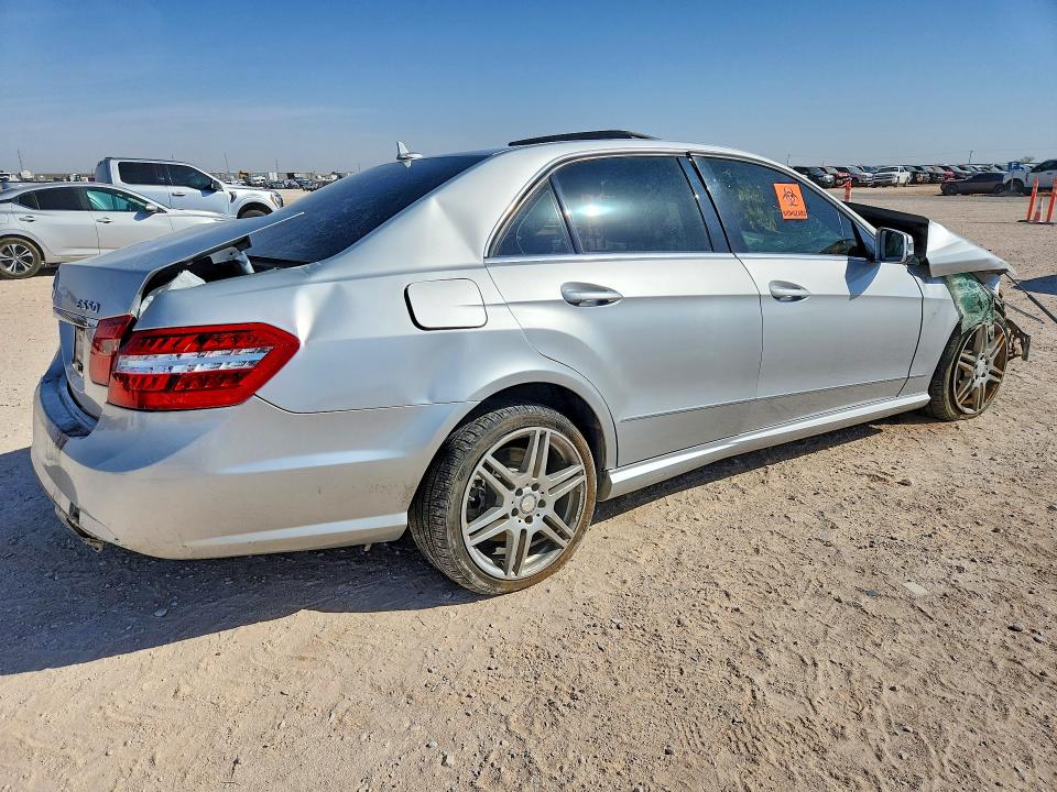 47985356 :رقم المزاد ، WDDHF7CB2AA194779 vin ، 2010 Mercedes-benz E مزاد بيع