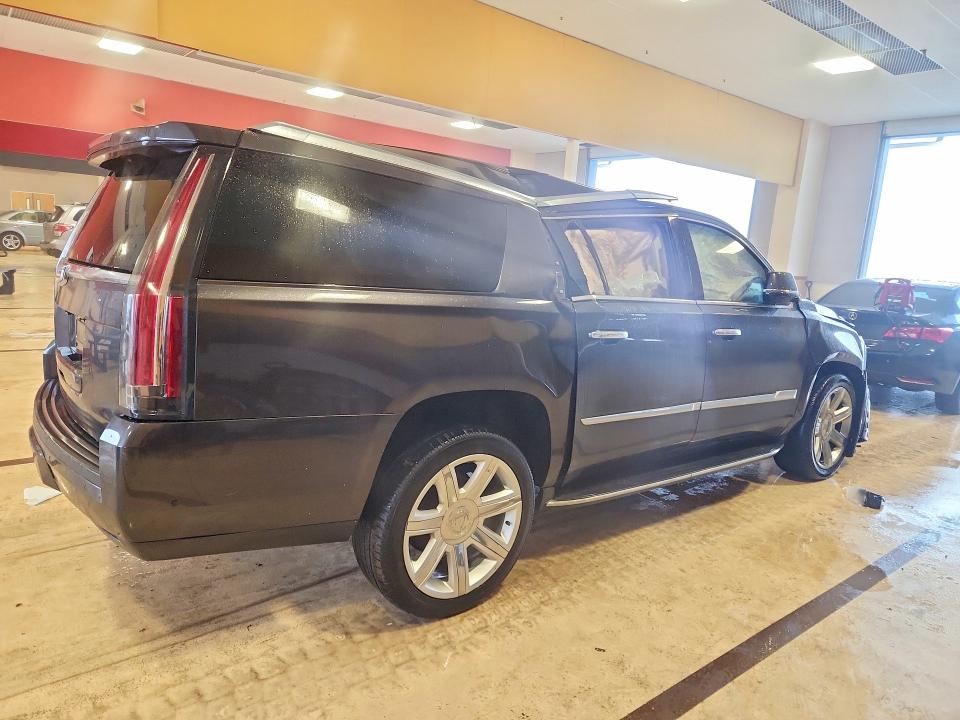 2017 Cadillac Escalade მანქანა იყიდება აუქციონზე, vin: 1GYS4JKJ2HR362194, აუქციონის ნომერი: 41754246