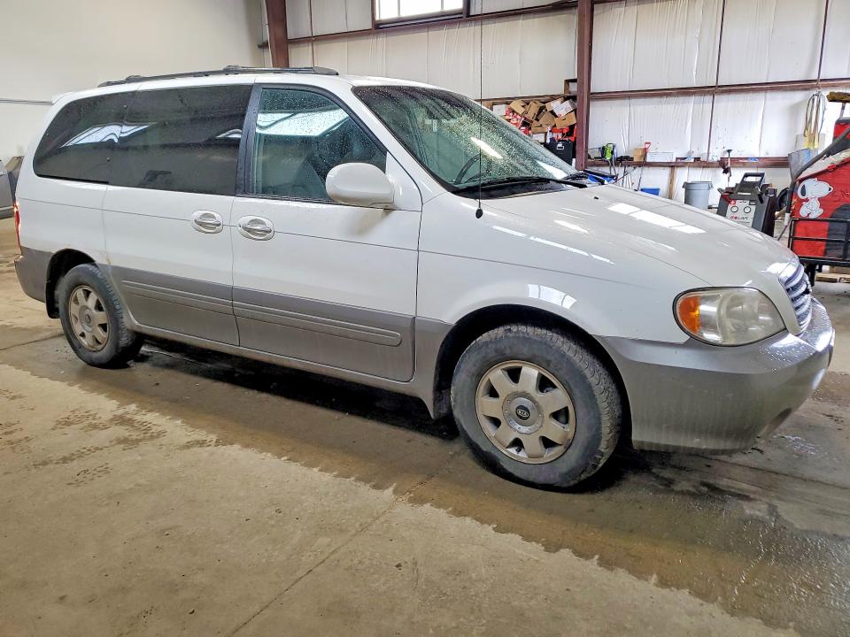 2002 Kia Sedona მანქანა იყიდება აუქციონზე, vin: KNDUP131326272064, აუქციონის ნომერი: 46757766