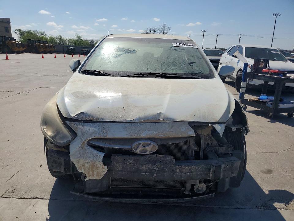 2015 Hyundai Accent მანქანა იყიდება აუქციონზე, vin: KMHCT5AE9FU225493, აუქციონის ნომერი: 47505966