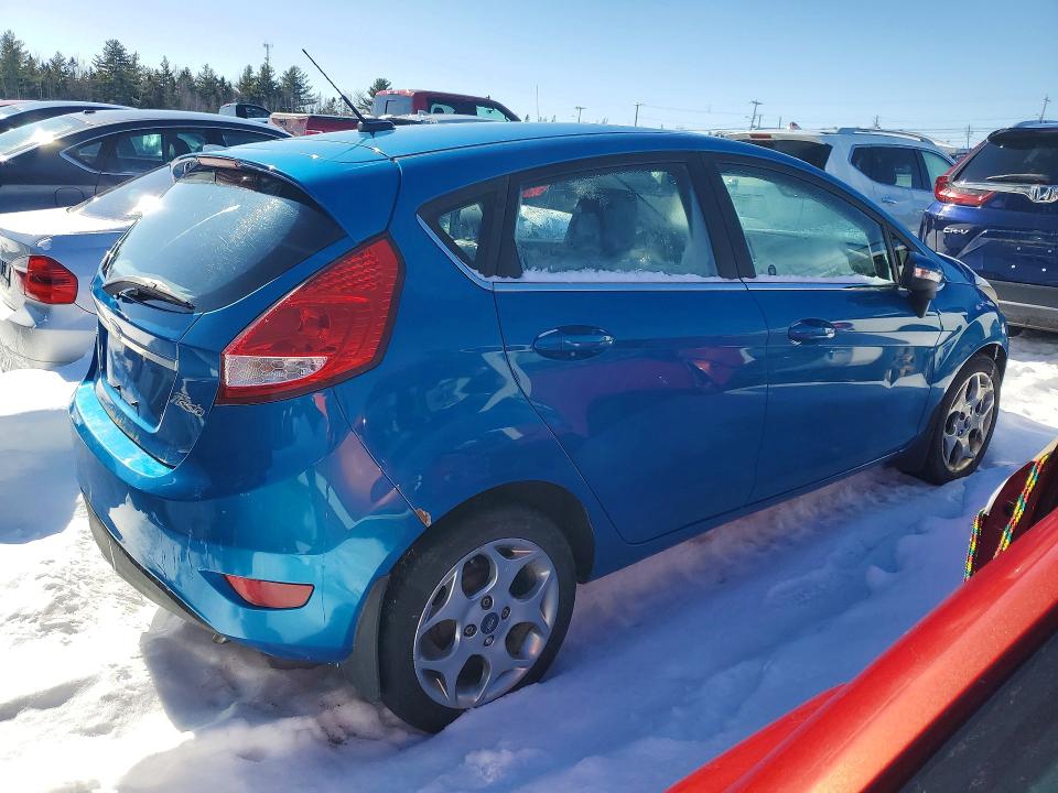 72734525 :رقم المزاد ، 3FADP4FJ8CM193056 vin ، 2012 Ford Fiesta مزاد بيع