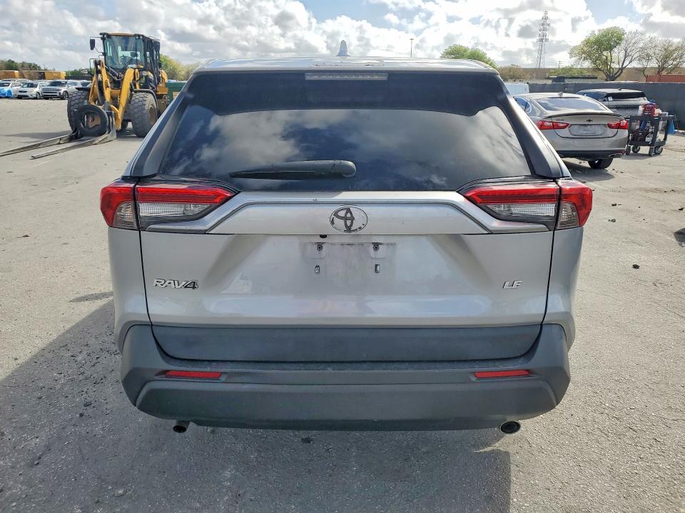 Aukcja sprzedaży 2022 Toyota Rav4, vin: 2T3H1RFV7NW195847, numer aukcji: 79521095
