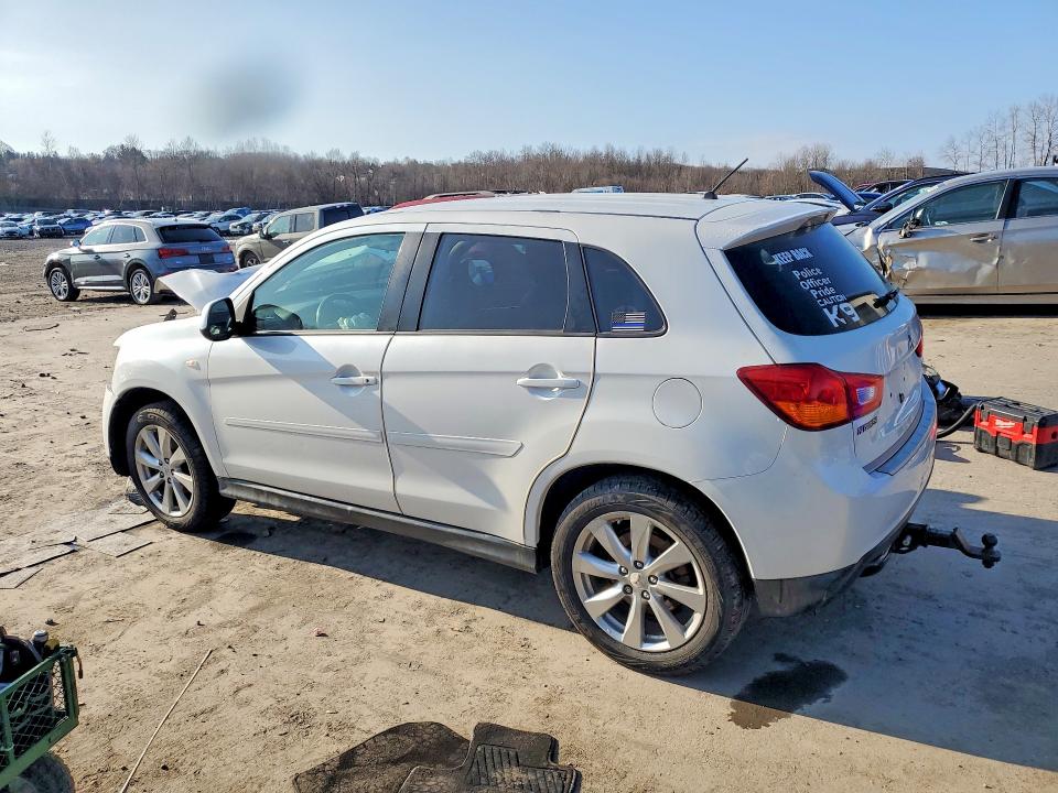 Продажа на аукционе авто 2015 Mitsubishi Outlander Sport, vin: 4A4AR3AU1FE030092, номер лота: 42000006