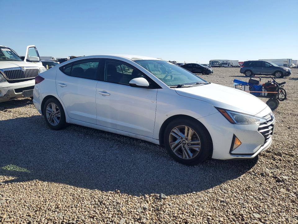47052916 :رقم المزاد ، 5NPD84LFXKH480300 vin ، 2019 Hyundai Elantra مزاد بيع