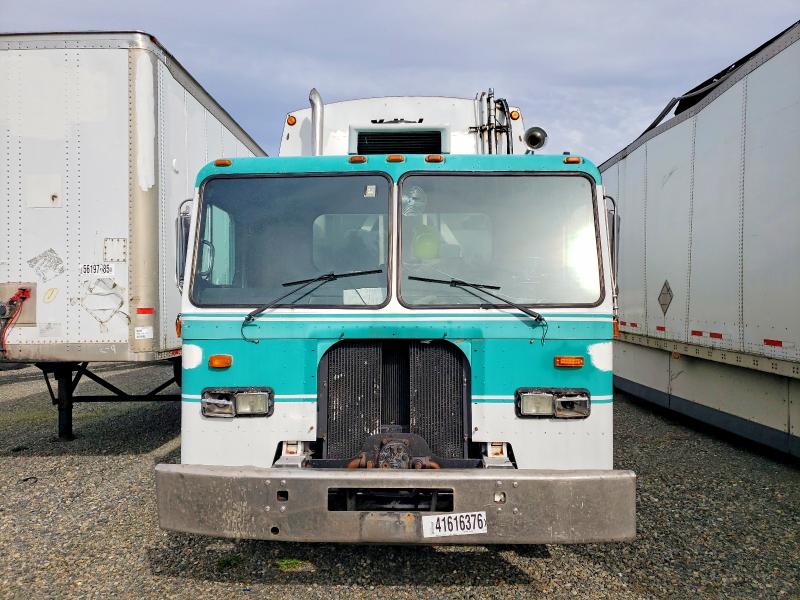 Продаж на аукціоні авто 1998 Peterbilt 320, vin: 1NPZH58X7WD710800, номер лоту: 41616376