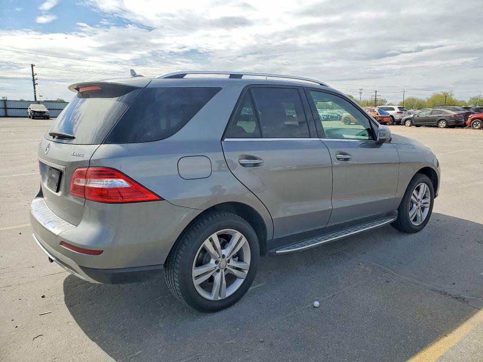 Продажа на аукционе авто 2015 Mercedes-benz Ml, vin: 4JGDA5HB5FA618737, номер лота: 46758866