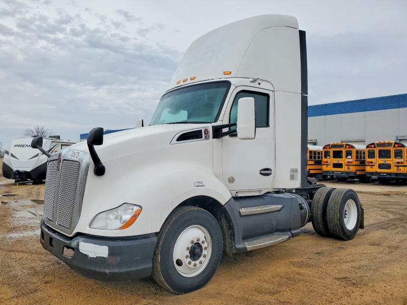 Aukcja sprzedaży 2016 Kenworth T680, vin: 1XKYA48X7GJ496335, numer aukcji: 77516775