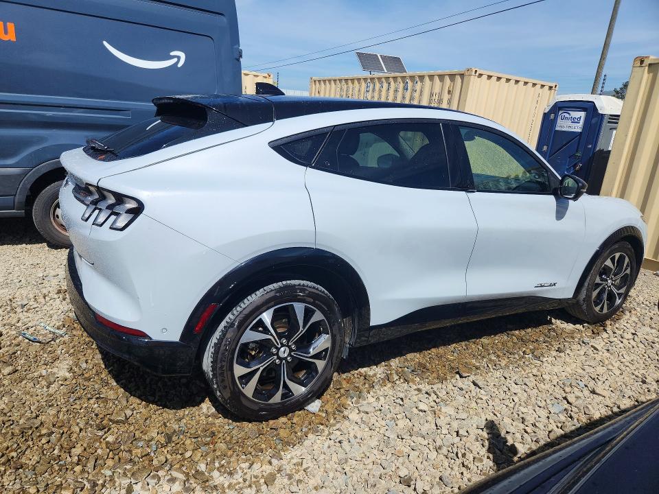 2023 Ford Mustang Mach-e მანქანა იყიდება აუქციონზე, vin: 3FMTK3SU3PMA97206, აუქციონის ნომერი: 47806596