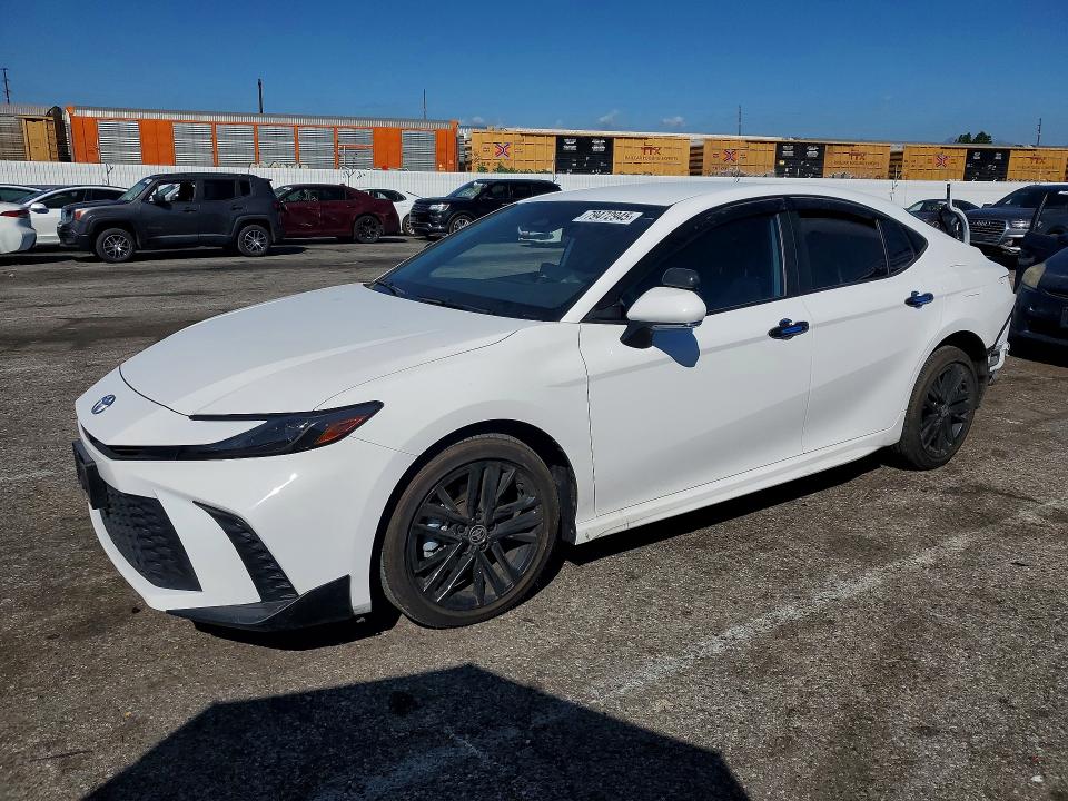 Auction sale of the 2025 Toyota Camry, vin: 4T1DAACK0SU150084, lot number: 79472945
