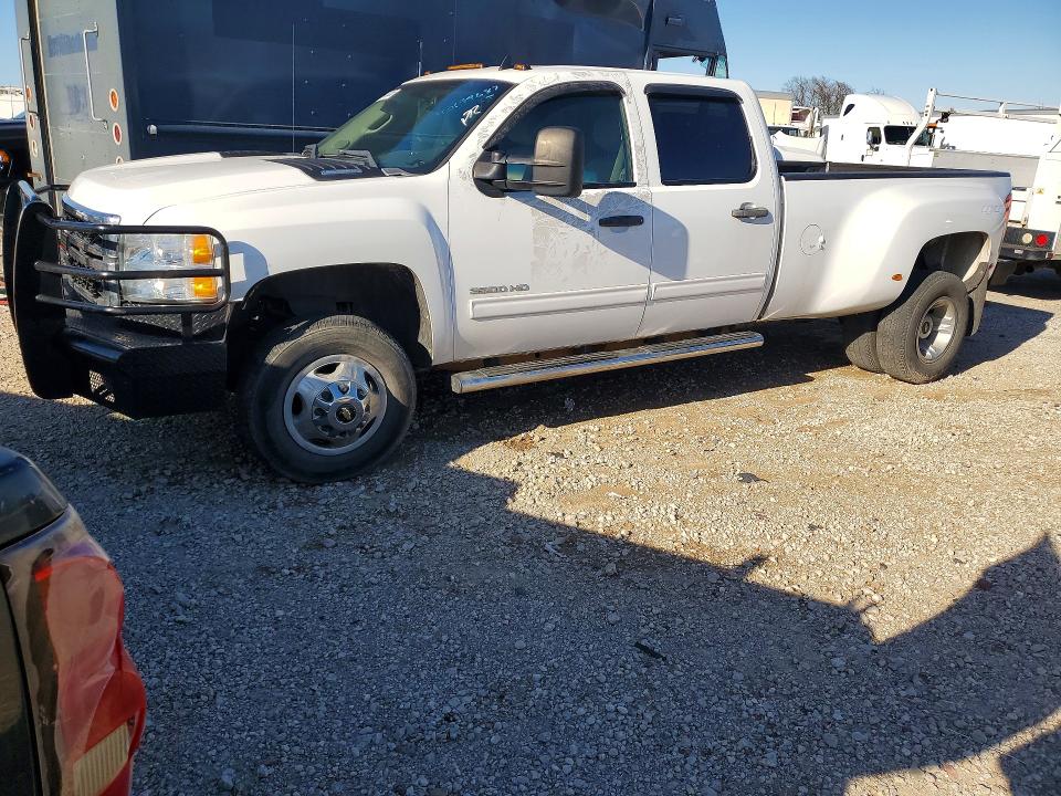 2011 Chevrolet Silverado მანქანა იყიდება აუქციონზე, vin: 1GC4K0C84BF145927, აუქციონის ნომერი: 79640335