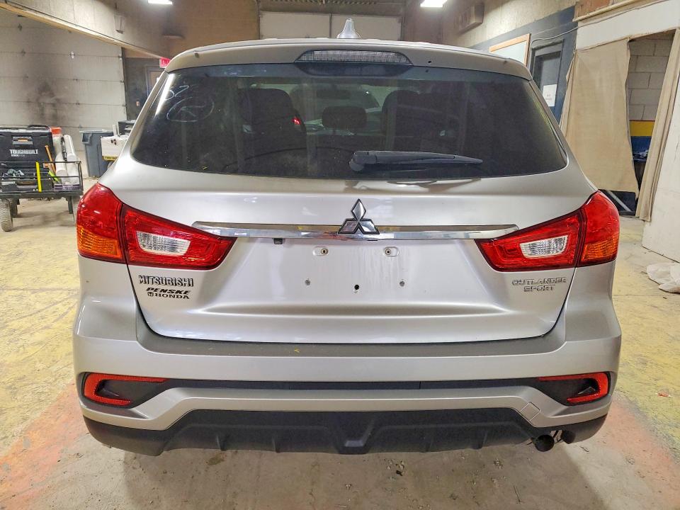 Продажа на аукционе авто 2018 Mitsubishi Outlander Sport, vin: JA4AP3AU4JU023045, номер лота: 46557086
