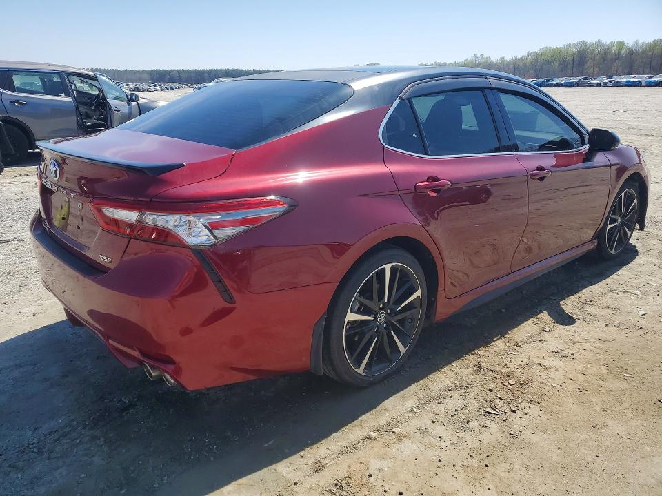 Продаж на аукціоні авто 2018 Toyota Camry, vin: 4T1B61HK1JU657477, номер лоту: 46590636