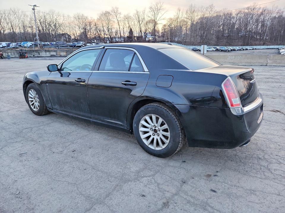 47496086 :رقم المزاد ، 2C3CCAAG2CH117007 vin ، 2012 Chrysler 300 مزاد بيع