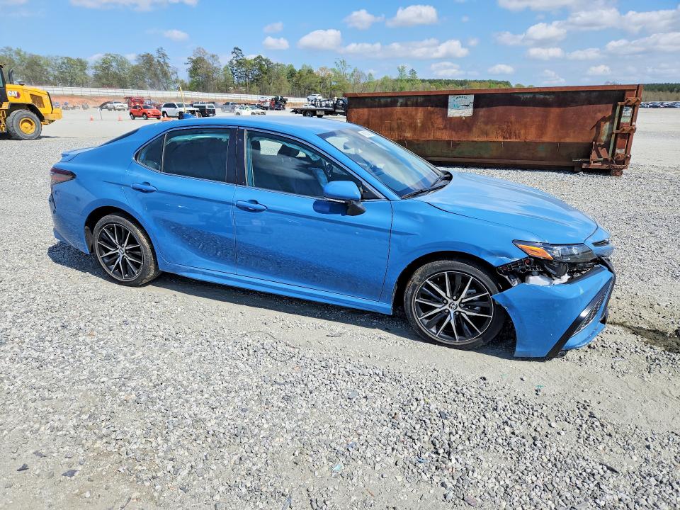 2023 Toyota Camry მანქანა იყიდება აუქციონზე, vin: 4T1G11AK0PU139304, აუქციონის ნომერი: 48255676