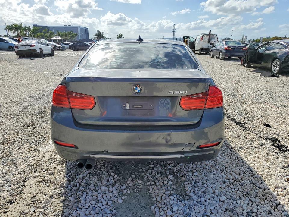 Продаж на аукціоні авто 2012 Bmw 328, vin: WBA3A5C57CF347094, номер лоту: 47087996