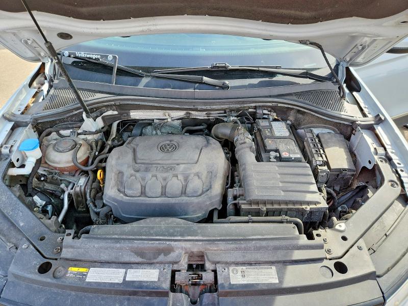 Продаж на аукціоні авто 2018 Volkswagen Tiguan, vin: 3VV2B7AX2JM040443, номер лоту: 47304006