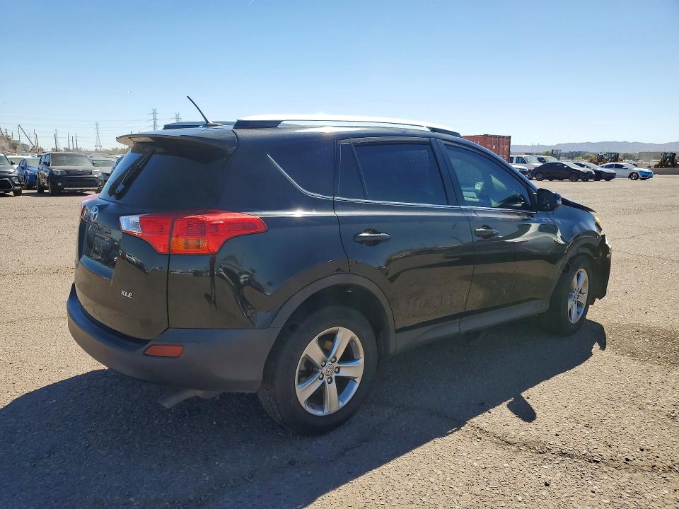 69887126 :رقم المزاد ، 2T3WFREVXFW195899 vin ، 2015 Toyota Rav4 مزاد بيع