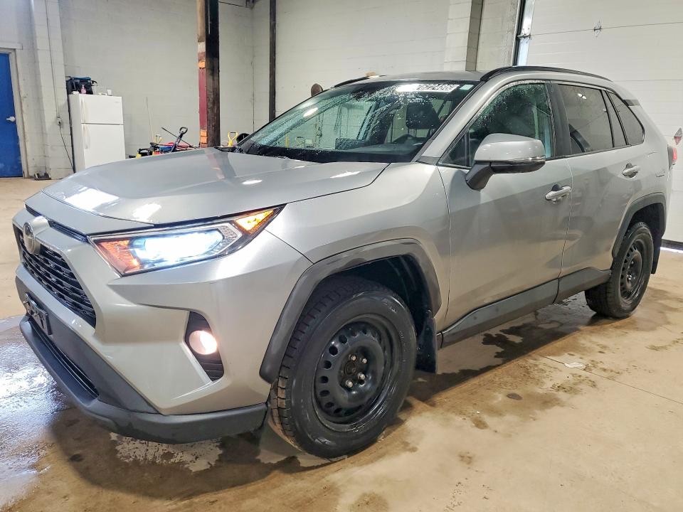 Aukcja sprzedaży 2019 Toyota Rav4, vin: 2T3R1RFV7KW038674, numer aukcji: 47622486
