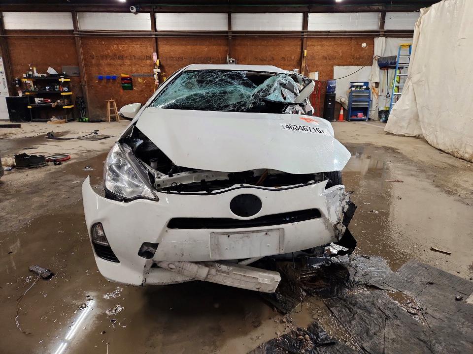 2014 Toyota Prius C მანქანა იყიდება აუქციონზე, vin: JTDKDTB32E1066928, აუქციონის ნომერი: 46346716