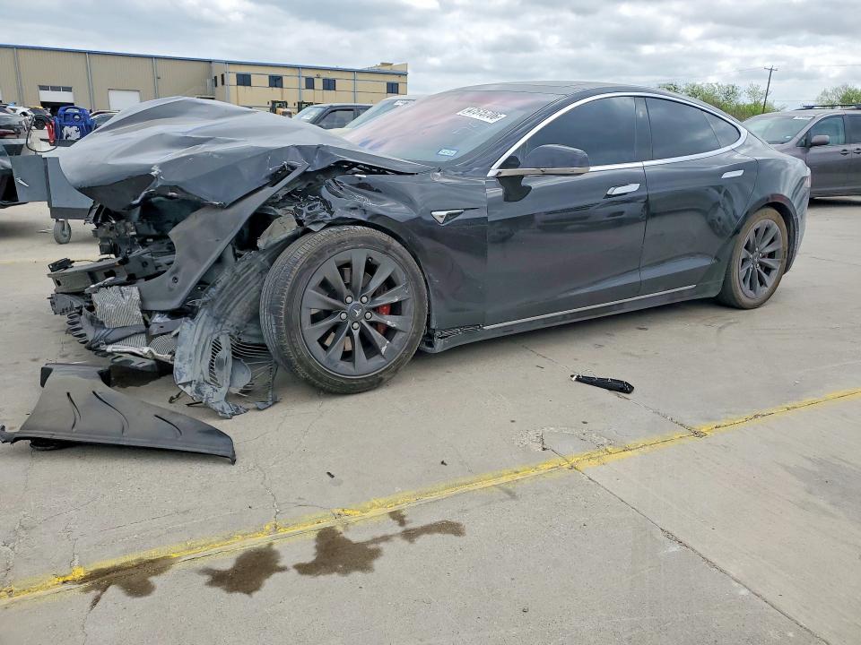 Продажа на аукционе авто 2016 Tesla Model S, vin: 5YJSA1E24GF167527, номер лота: 47515706