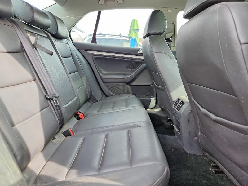 48157556 :رقم المزاد ، 3VWSF81K87M018451 vin ، 2007 Volkswagen Jetta مزاد بيع