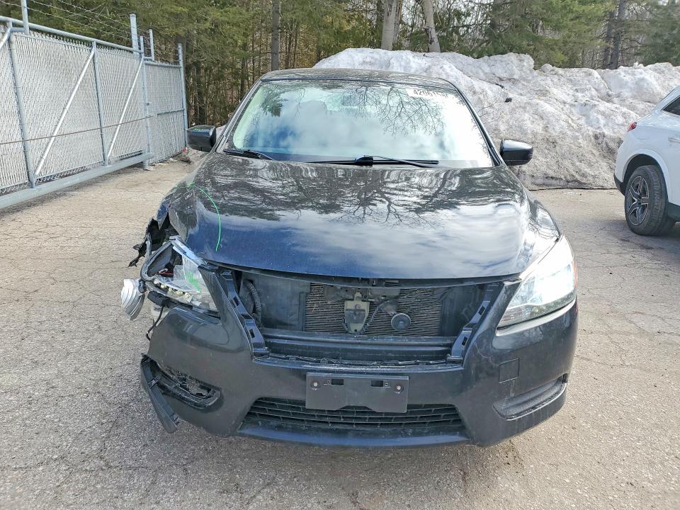 42061586 :رقم المزاد ، 3N1AB7AP8FL685138 vin ، 2015 Nissan Sentra مزاد بيع