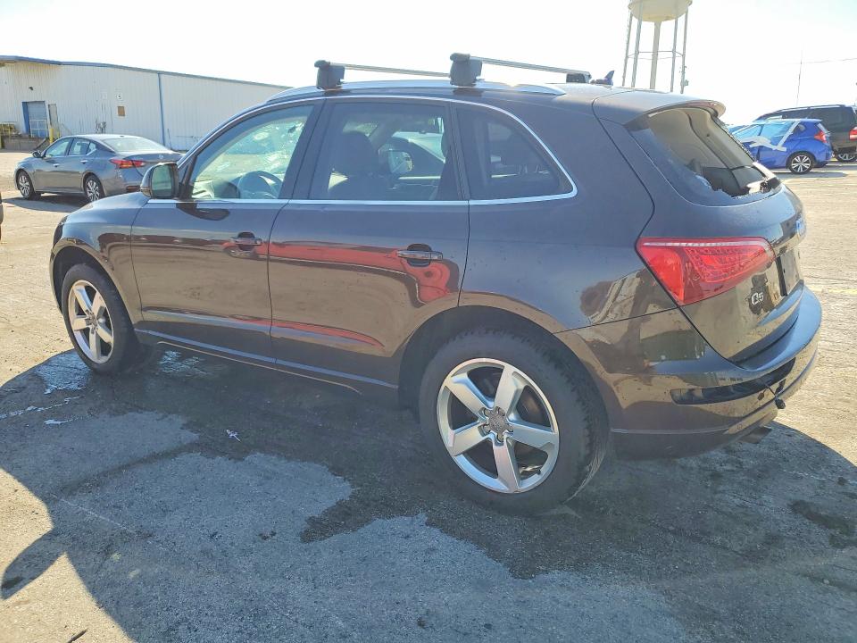 46428556 :رقم المزاد ، WA1LFAFP0BA105702 vin ، 2011 Audi Q5 مزاد بيع
