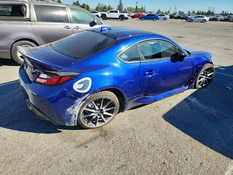 Продаж на аукціоні авто 2024 Toyota Gr86, vin: JF1ZNBE17R9758485, номер лоту: 46387236